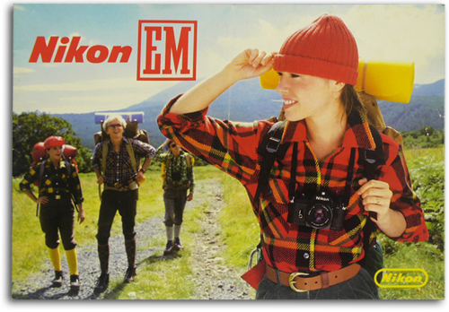 Nikon EM folleto